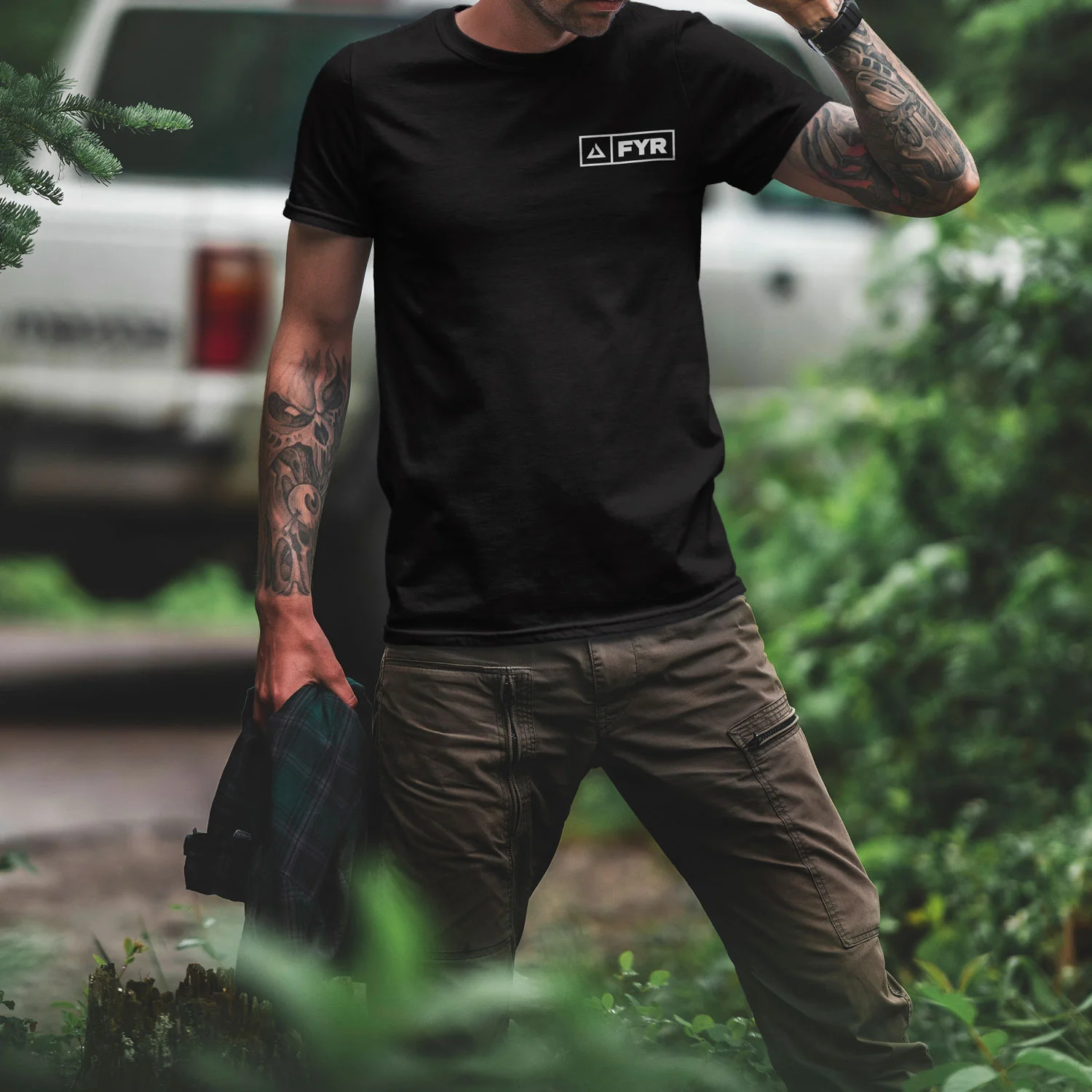Logo Badge Short Sleeve - Image 3